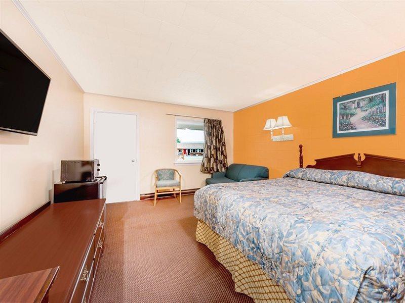 Budget Inn Mifflintown מראה חיצוני תמונה