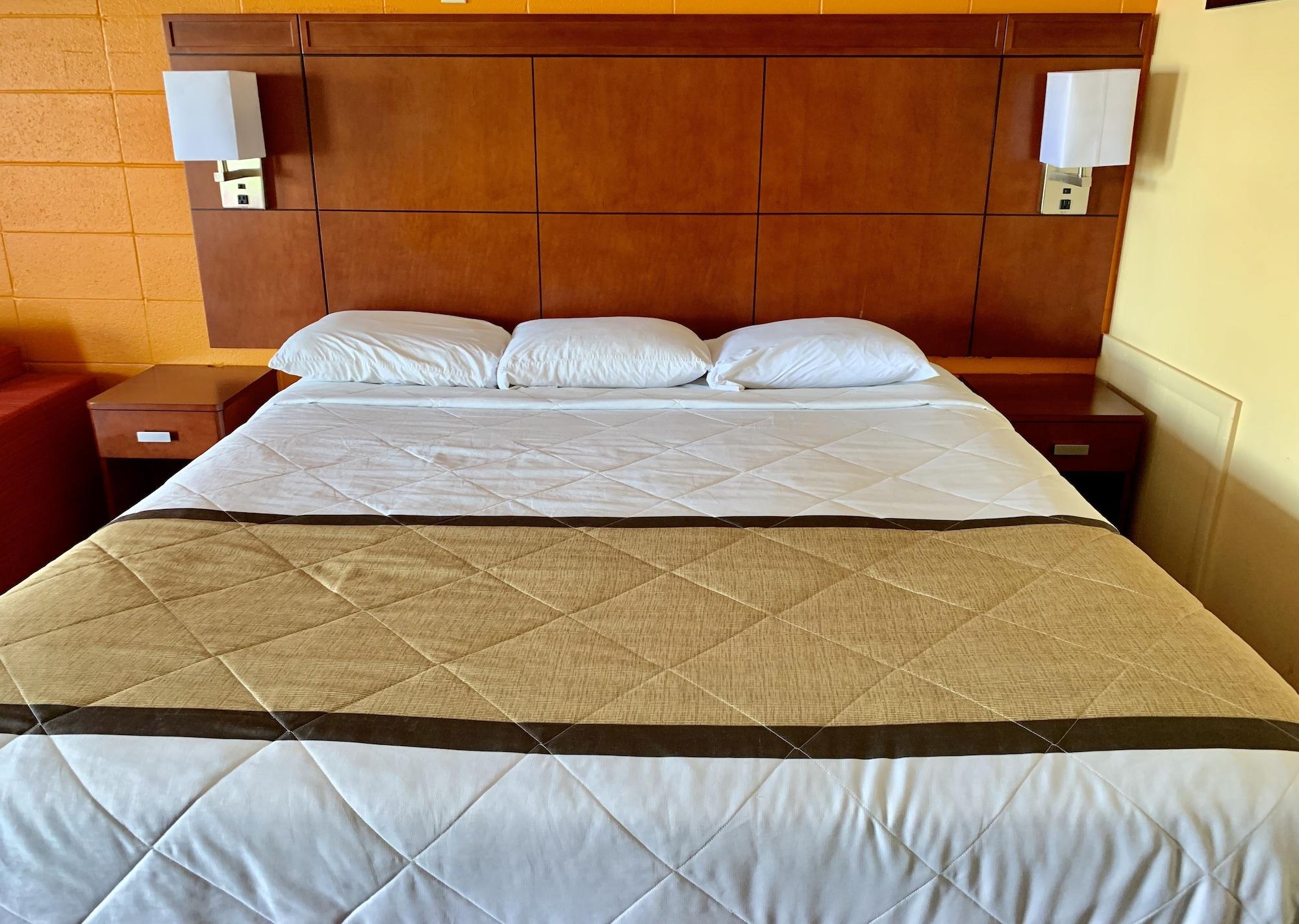 Budget Inn Mifflintown מראה חיצוני תמונה