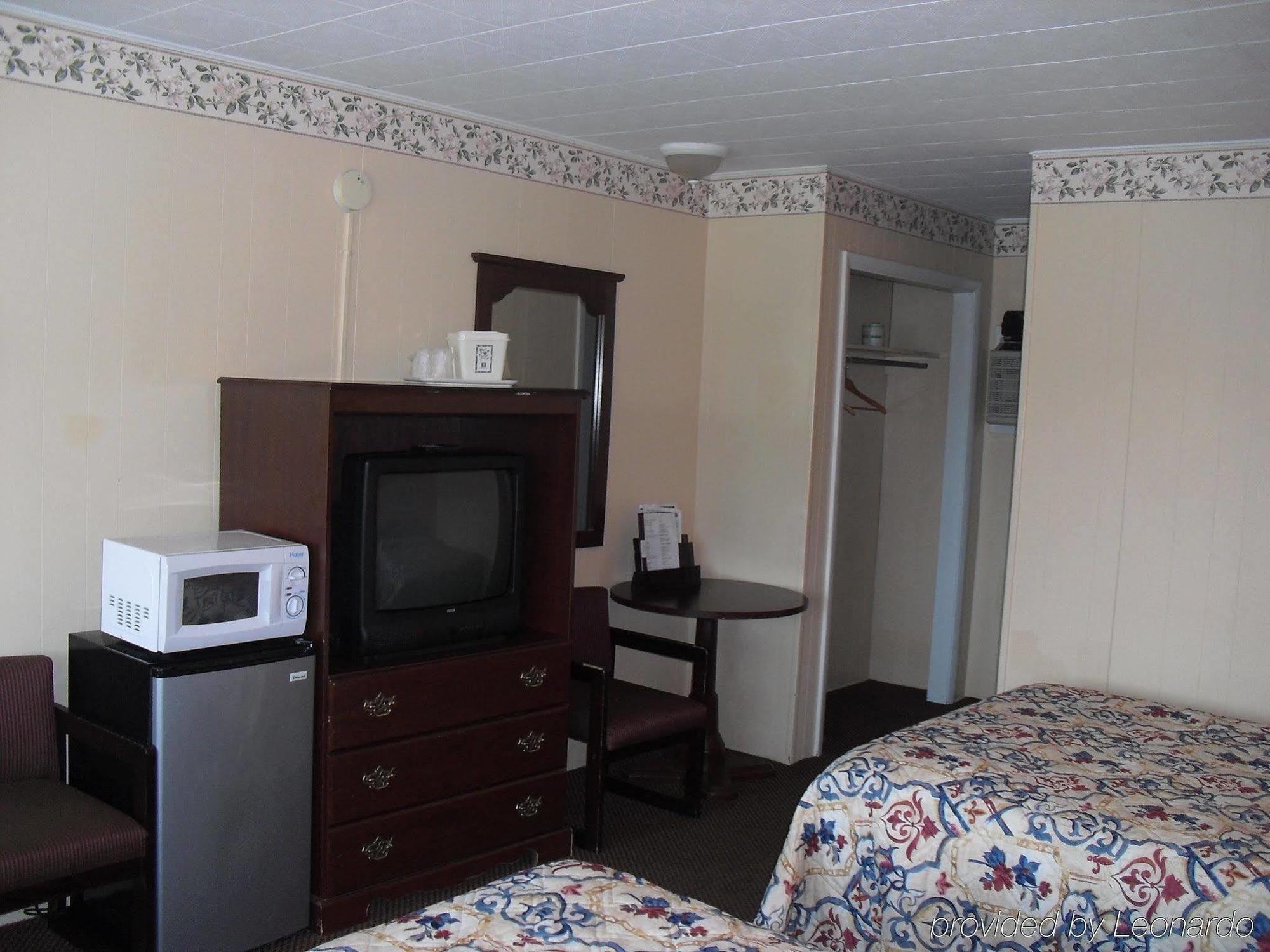 Budget Inn Mifflintown מראה חיצוני תמונה